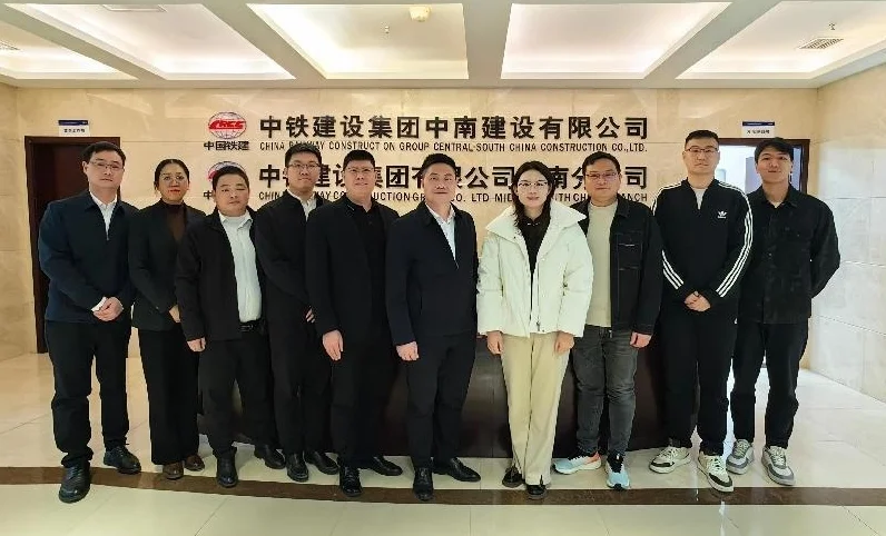 7790必发集团：携毕业生进企业 解锁求职“新密码”